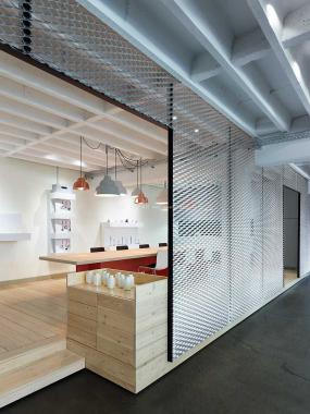 1000平办公室装修图片