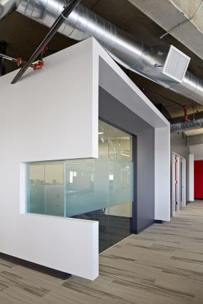 700平办公室装修实景图片