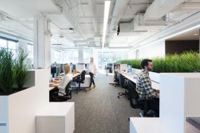 2018700平办公室装修效果图