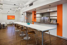 600平办公室装修高清效果图