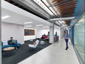 1000平办公室装修实景图图片大全