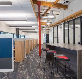 外国公司办公室室内装饰设计效果图