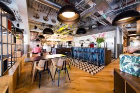 外国公司办公室装潢设计图