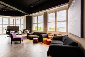 投资公司办公室室内装饰设计图片