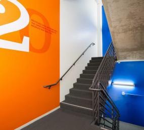 投资公司办公室设计装修效果图片