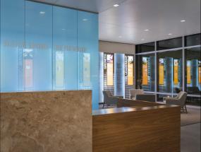 最新投资公司办公室设计装修图片