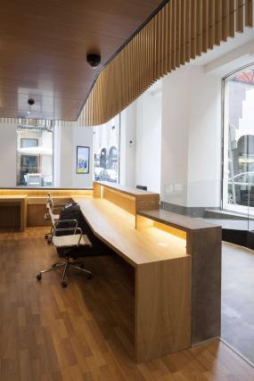 投资公司办公室室内装修设计效果图