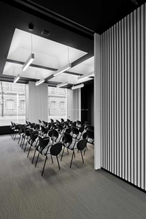 机械公司办公室装修高清效果图