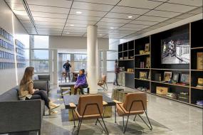 体育运动公司办公室室内设计装修图片