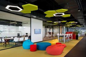 体育运动公司办公室装修设计图片