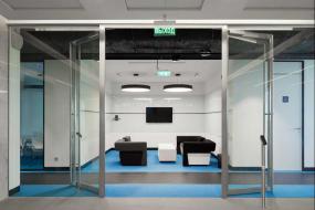 体育运动公司办公室设计效果图片