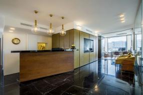 现代风格公司前台形象墙设计装修效果图片