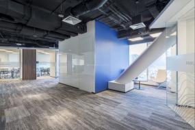 员工办公室隔断效果图