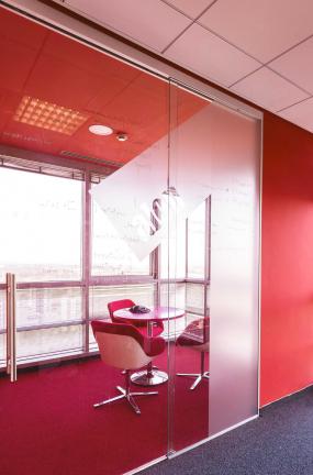 通信公司办公室装修图片