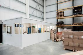 通信公司办公室设计室内装饰图片