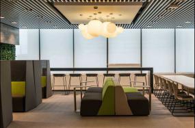 高档电子科技公司办公室装修图片