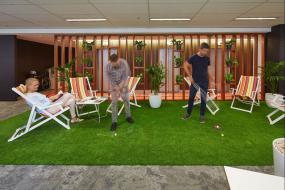 玩具公司办公室设计装饰图