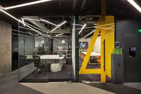 2018年玩具公司办公室装修效果图