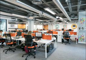 广告公司办公室最新室内装修设计效果图图片