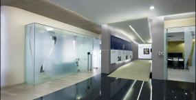 办公室室内隔断装修效果图片