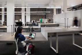 培训教育公司办公室装饰效果图