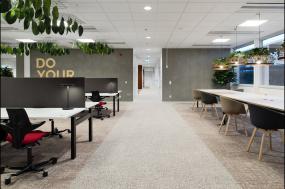 广告公司办公室最新室内装修效果图片