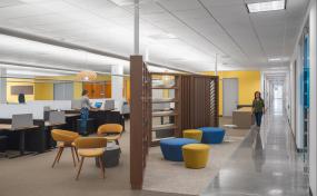 最新广告公司办公室设计装修图片