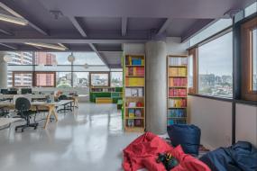 互联网公司办公室装饰设计室内效果图片