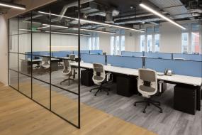 最新互联网公司办公室设计装修图片