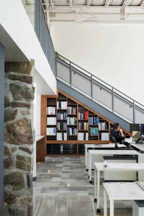 互联网公司办公室最新室内装修设计图大全