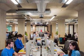 广告公司办公室设计室内装饰图片