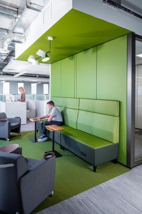 金融公司办公室装修效果图片