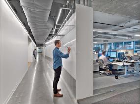 服装公司办公室设计装潢图片