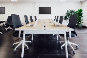 服装公司办公室最新室内装修设计效果图片