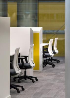 专业保险公司办公室室内装修整体效果图大全