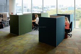 最新服装公司办公室装饰效果图