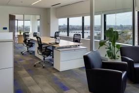 服装公司办公室室内装修效果图大全