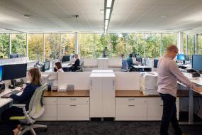 保险公司办公室设计效果图