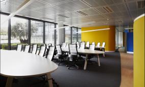 工业风格办公室设计效果图