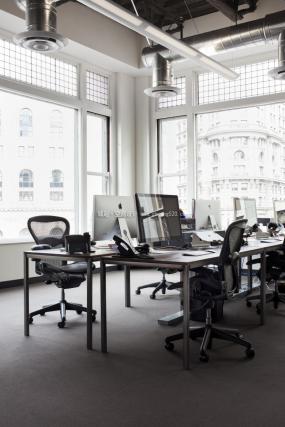 工业风格办公室设计装潢图片