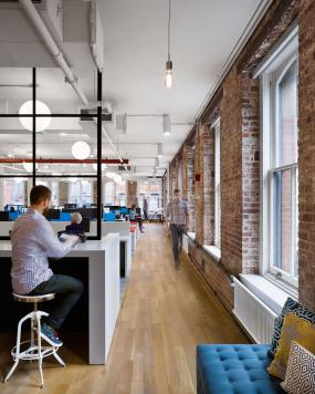 简单办公室最新室内装修设计效果图片2018