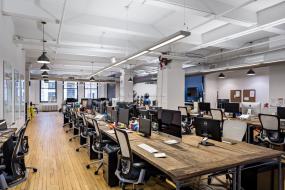 最新个性办公室室内装修与设计效果图片