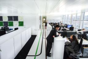 个性办公室装潢效果图