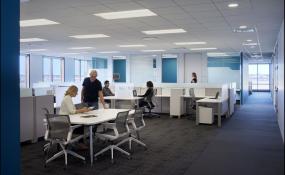 专业高端办公室室内装修与设计图