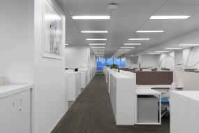 高端办公室最新室内装修设计效果图图片