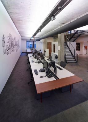 高档办公室室内装饰设计效果图