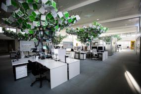 个性办公室装饰设计室内效果图