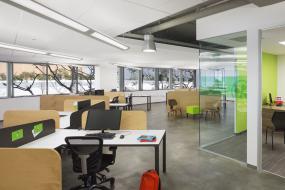 大气办公室装修室内装饰设计效果图