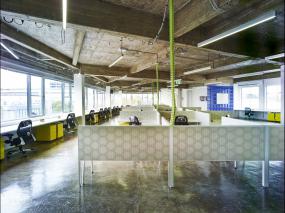 最新高档办公室设计装饰效果图片