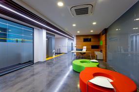 最新现代办公室前台装饰设计图